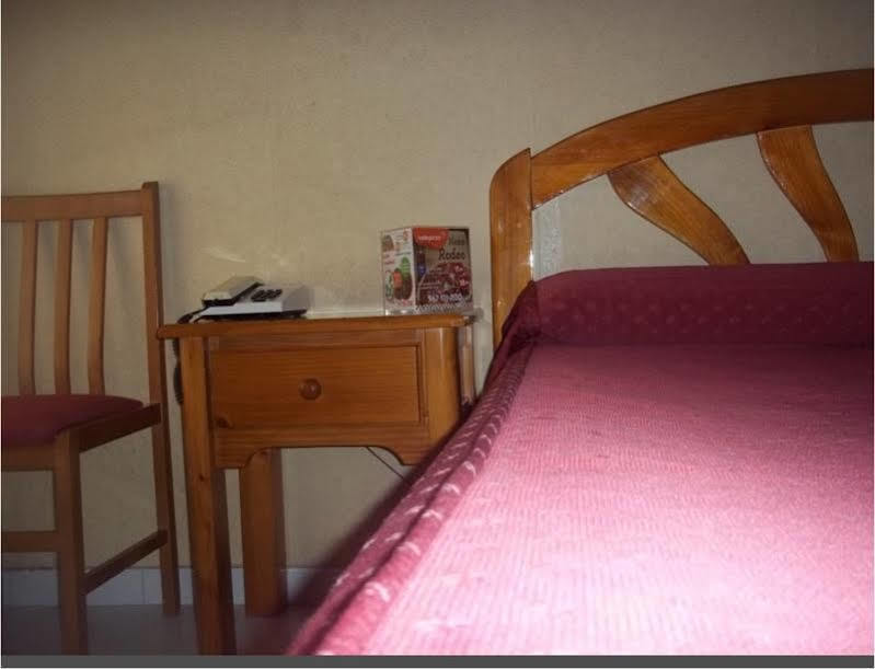 Hostal Atienzar Albacete Zewnętrze zdjęcie